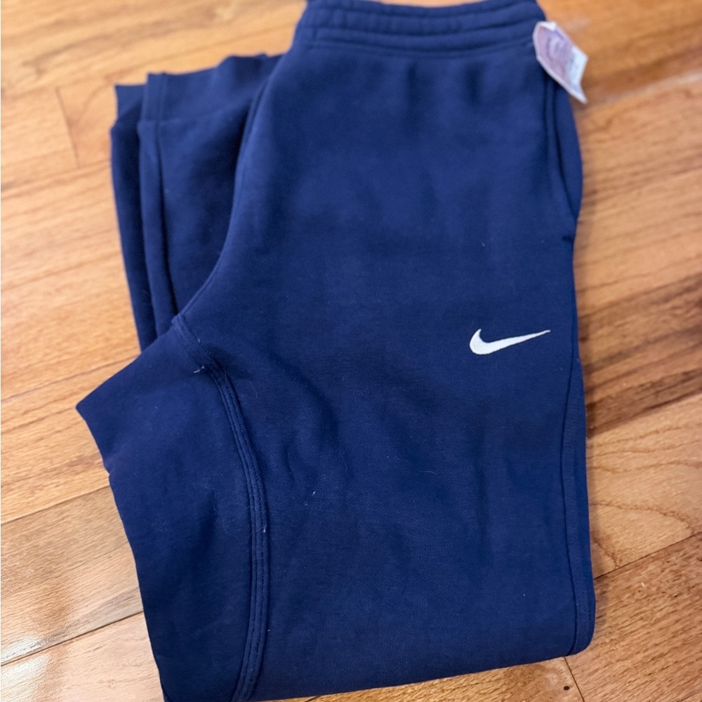 Nike Men’s Navy Blue Joggers